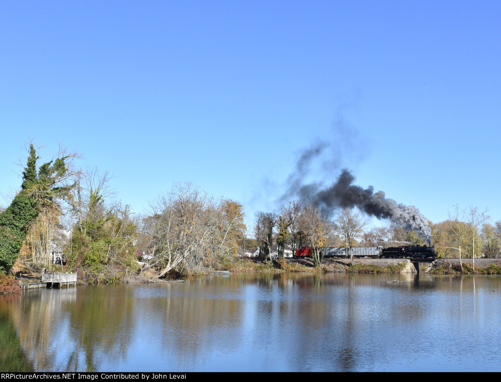 The 0-6-0 9 steam locomotive on the bridge over Memorial Lake